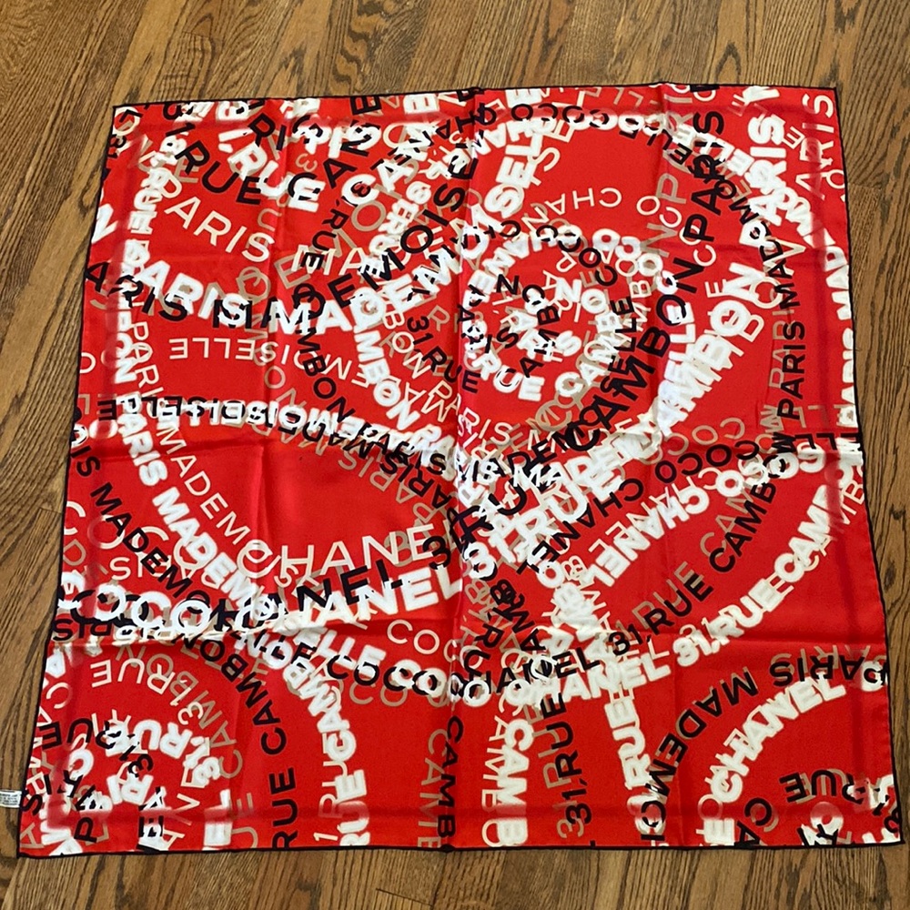 Chanel Scarf. Mint condition. 33”x 33”